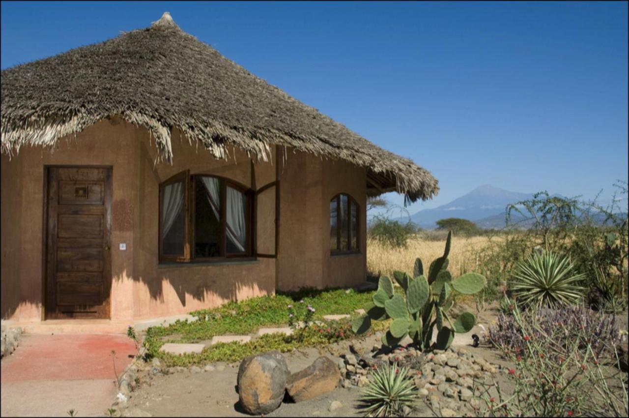 Kia Lodge Arusha Exterior photo